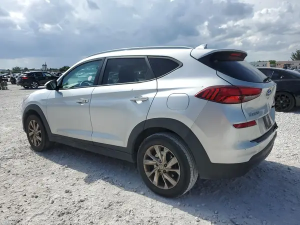 KM8J3CA41KU993031 2019 HYUNDAI TUCSON - Image 2