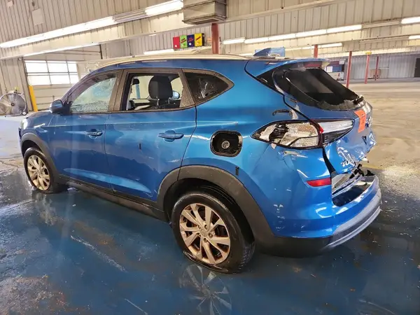 KM8J3CA41LU116203 2020 HYUNDAI TUCSON - Image 2