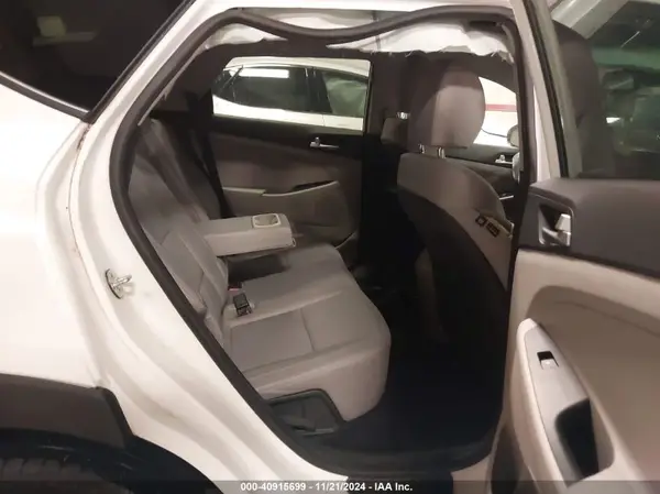 KM8J3CA41LU173419 2020 HYUNDAI TUCSON - Image 8