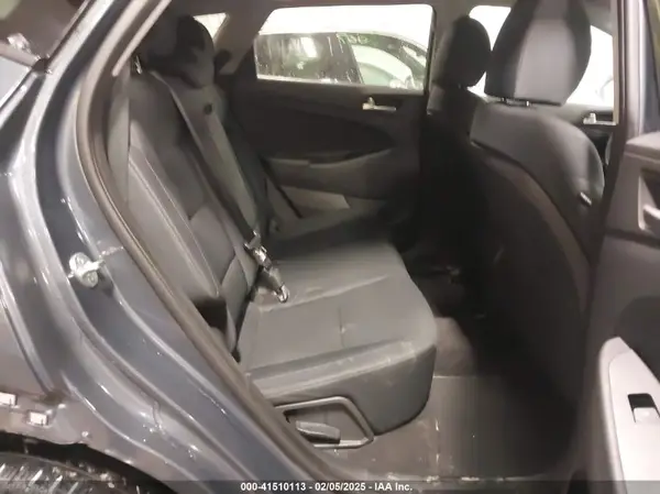 KM8J3CA41LU267834 2020 HYUNDAI TUCSON - Image 8