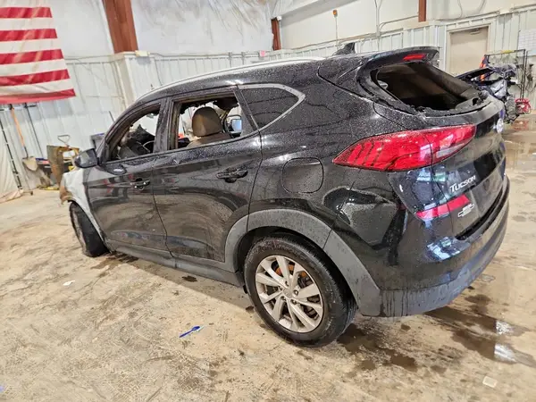 KM8J3CA41LU281040 2020 HYUNDAI TUCSON - Image 2