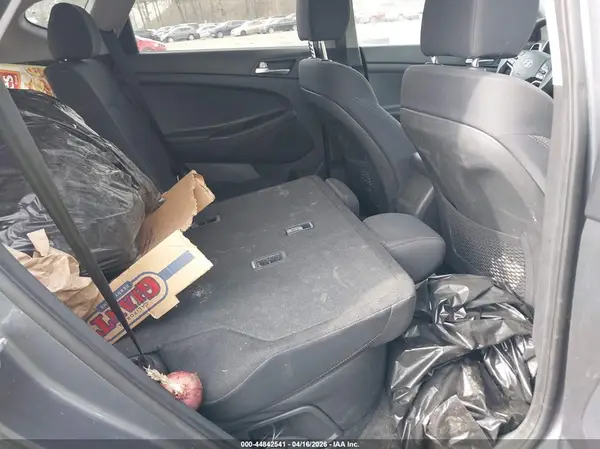 KM8J3CA41MU298275 2021 HYUNDAI TUCSON - Image 8