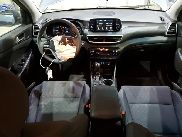 KM8J3CA41MU369720 2021 HYUNDAI TUCSON - Image 8