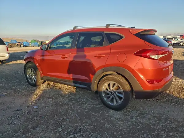 KM8J3CA42GU035278 2016 HYUNDAI TUCSON - Image 2