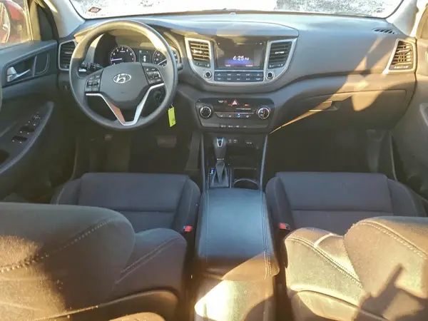 KM8J3CA42GU035278 2016 HYUNDAI TUCSON - Image 8