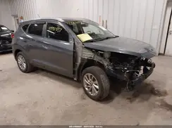 KM8J3CA42GU035328 2016 HYUNDAI TUCSON