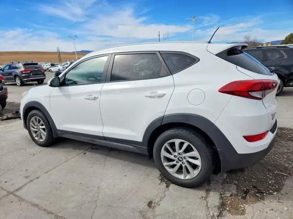KM8J3CA42GU035748 2016 HYUNDAI TUCSON - Image 2