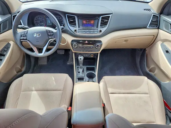 KM8J3CA42GU035748 2016 HYUNDAI TUCSON - Image 8