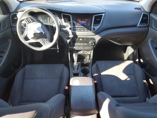 KM8J3CA42GU040965 2016 HYUNDAI TUCSON - Image 8