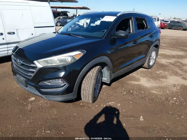 KM8J3CA42GU054932 2016 HYUNDAI TUCSON - Image 2
