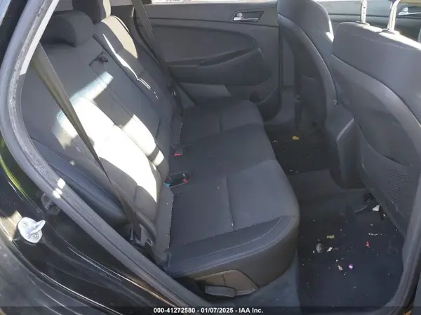 KM8J3CA42GU076476 2016 HYUNDAI TUCSON - Image 8