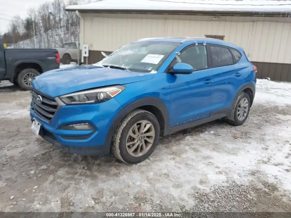 KM8J3CA42GU088286 2016 HYUNDAI TUCSON - Image 2