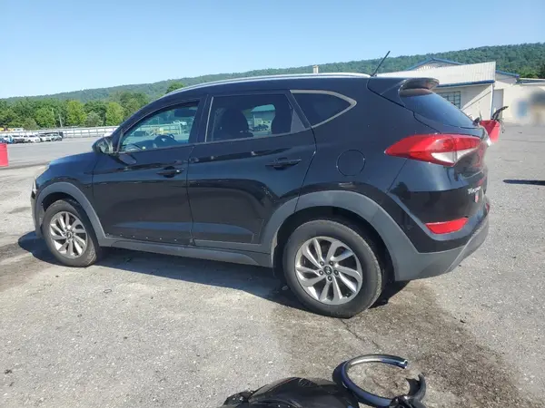 KM8J3CA42GU090815 2016 HYUNDAI TUCSON - Image 2