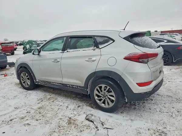 KM8J3CA42GU099353 2016 HYUNDAI TUCSON - Image 2