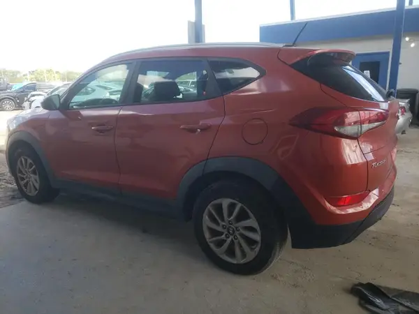 KM8J3CA42GU100663 2016 HYUNDAI TUCSON - Image 2