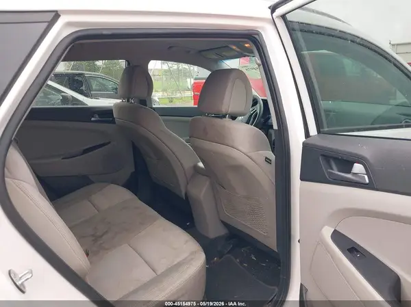 KM8J3CA42GU101456 2016 HYUNDAI TUCSON - Image 8