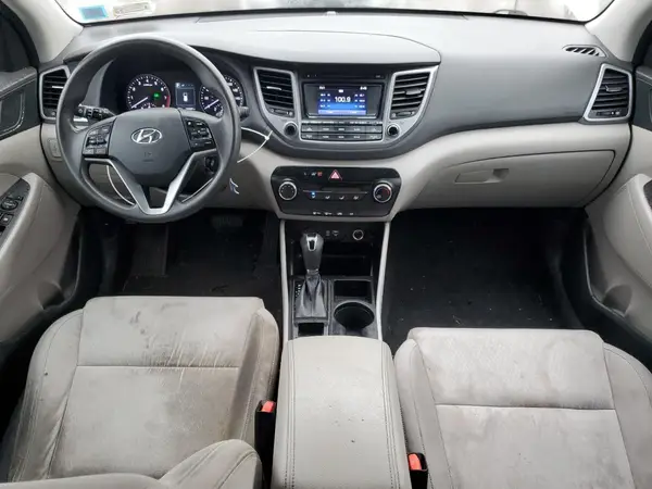 KM8J3CA42GU102784 2016 HYUNDAI TUCSON - Image 8