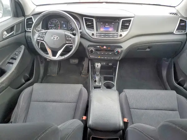 KM8J3CA42GU112005 2016 HYUNDAI TUCSON - Image 8