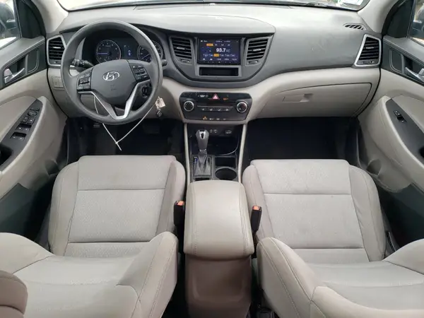 KM8J3CA42GU116281 2016 HYUNDAI TUCSON - Image 8