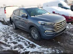 KM8J3CA42GU127667 2016 HYUNDAI TUCSON