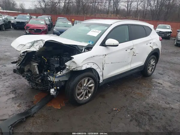 KM8J3CA42GU128317 2016 HYUNDAI TUCSON - Image 2
