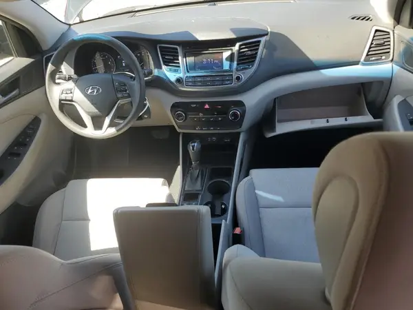 KM8J3CA42GU128382 2016 HYUNDAI TUCSON - Image 8