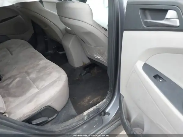 KM8J3CA42GU129984 2016 HYUNDAI TUCSON - Image 8