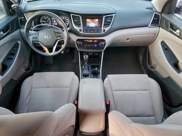 KM8J3CA42GU136983 2016 HYUNDAI TUCSON - Image 8