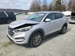 KM8J3CA42GU145604 2016 HYUNDAI TUCSON