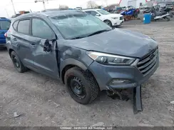 KM8J3CA42GU149233 2016 HYUNDAI TUCSON