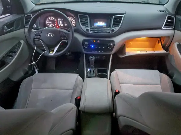 KM8J3CA42GU155016 2016 HYUNDAI TUCSON - Image 8