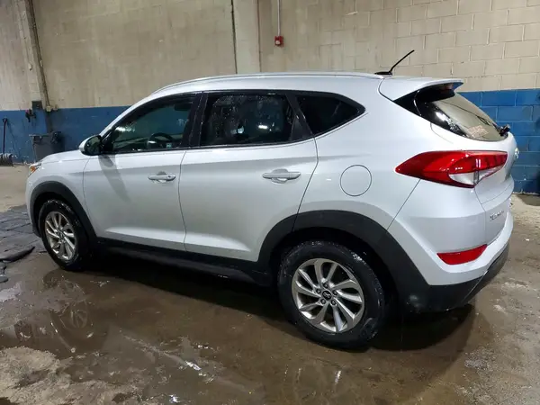 KM8J3CA42GU155940 2016 HYUNDAI TUCSON - Image 2