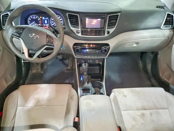 KM8J3CA42GU155940 2016 HYUNDAI TUCSON - Image 8