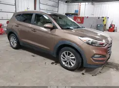 KM8J3CA42GU157655 2016 HYUNDAI TUCSON