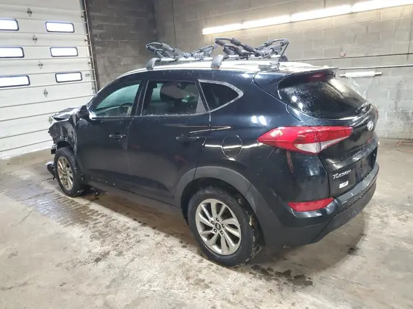 KM8J3CA42GU226800 2016 HYUNDAI TUCSON - Image 2