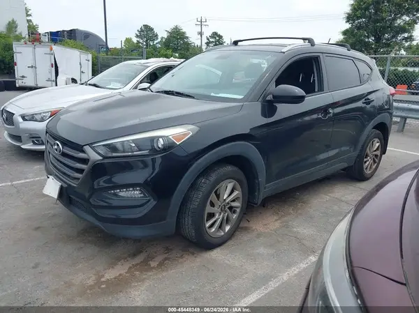 KM8J3CA42GU252944 2016 HYUNDAI TUCSON - Image 2
