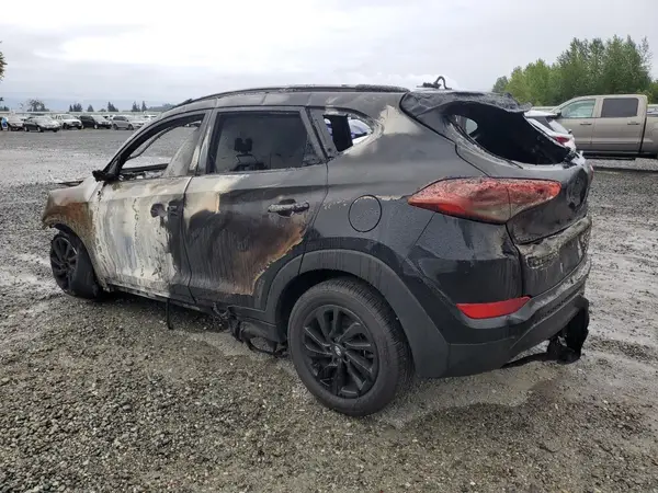 KM8J3CA42GU257187 2016 HYUNDAI TUCSON - Image 2