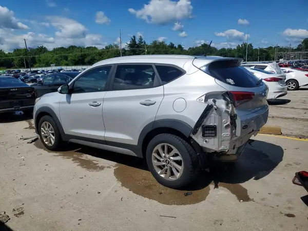 KM8J3CA42HU293589 2017 HYUNDAI TUCSON - Image 2