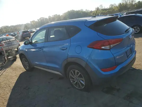 KM8J3CA42HU317616 2017 HYUNDAI TUCSON - Image 2