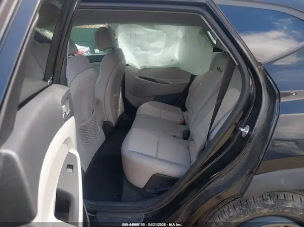 KM8J3CA42HU339177 2017 HYUNDAI TUCSON - Image 8