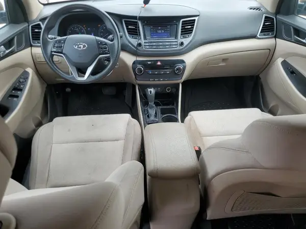 KM8J3CA42HU349921 2017 HYUNDAI TUCSON - Image 8