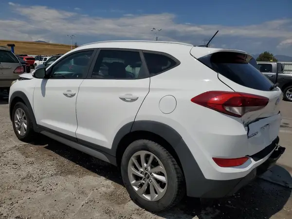 KM8J3CA42HU351717 2017 HYUNDAI TUCSON - Image 2