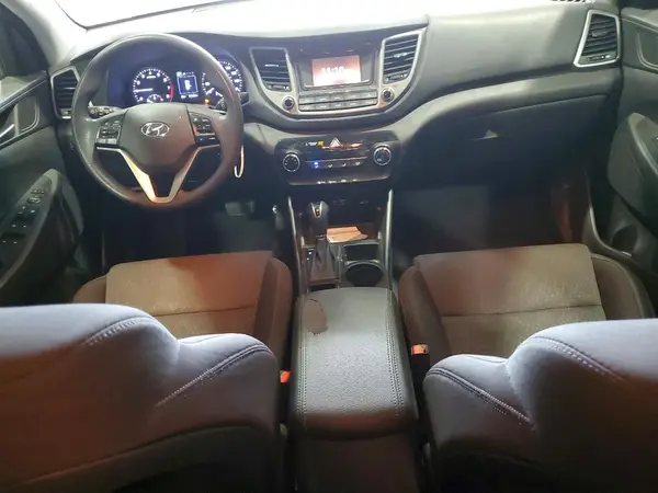KM8J3CA42HU382496 2017 HYUNDAI TUCSON - Image 8