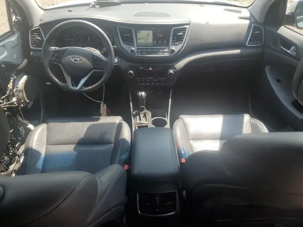 KM8J3CA42HU386709 2017 HYUNDAI TUCSON - Image 8