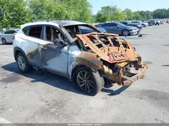 KM8J3CA42HU398357 2017 HYUNDAI TUCSON