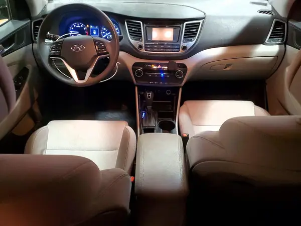 KM8J3CA42HU406327 2017 HYUNDAI TUCSON - Image 8