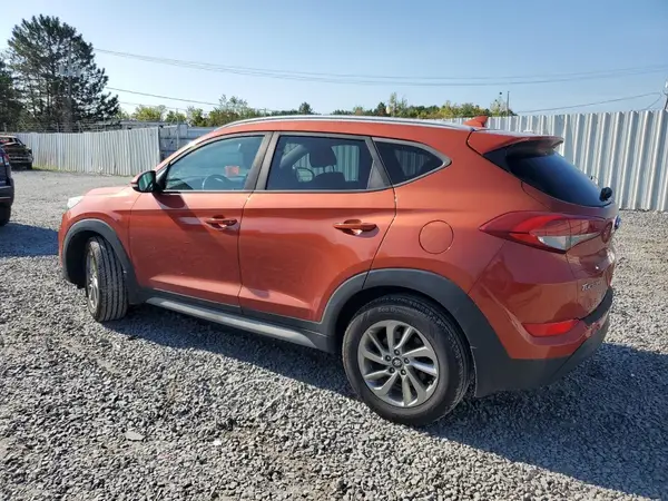 KM8J3CA42HU414105 2017 HYUNDAI TUCSON - Image 2