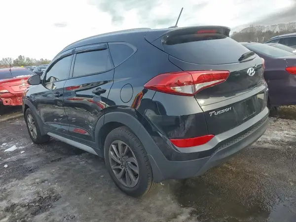 KM8J3CA42HU419515 2017 HYUNDAI TUCSON - Image 2