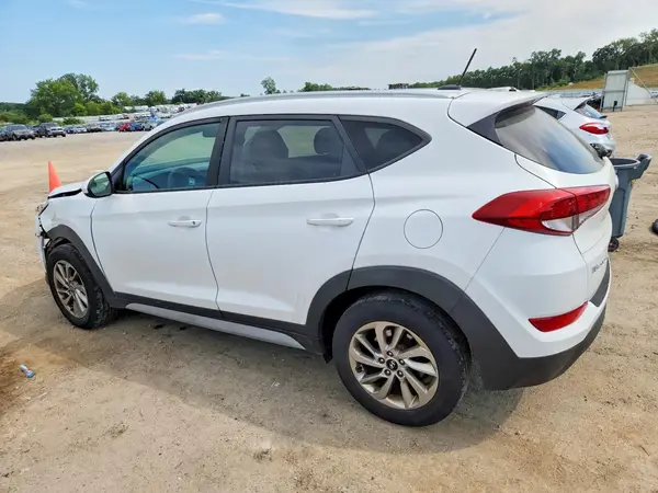 KM8J3CA42HU432829 2017 HYUNDAI TUCSON - Image 2
