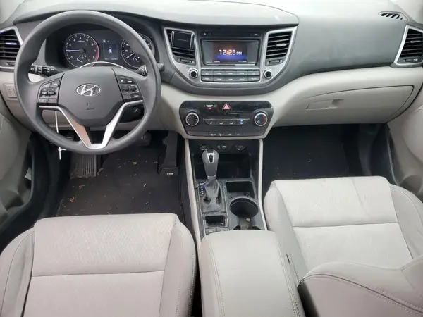 KM8J3CA42HU436461 2017 HYUNDAI TUCSON - Image 8